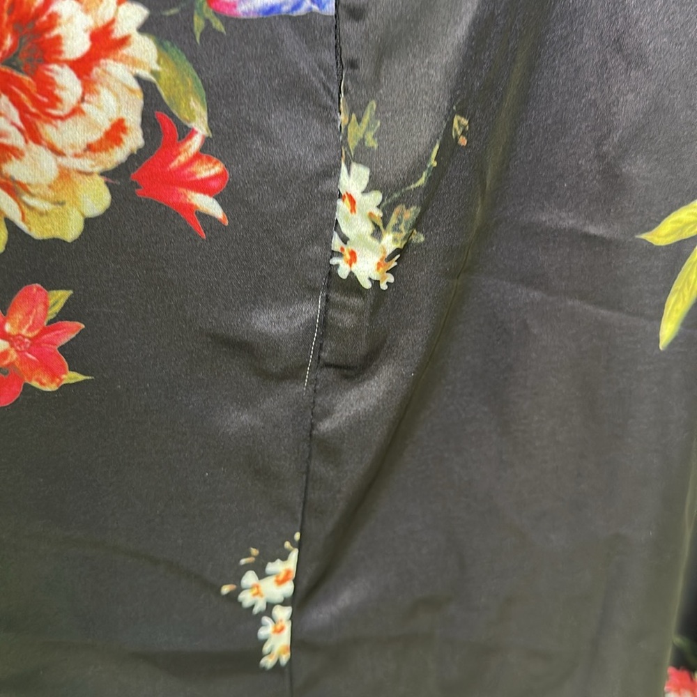 Ieena for Mac Duggal Faux Wrap Floral Gown Size 0 - Picture 11 of 12